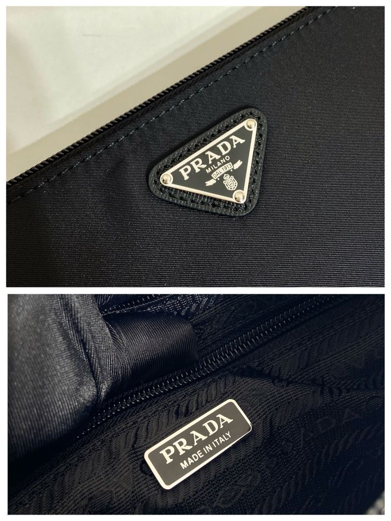 Pra*a hobo bags